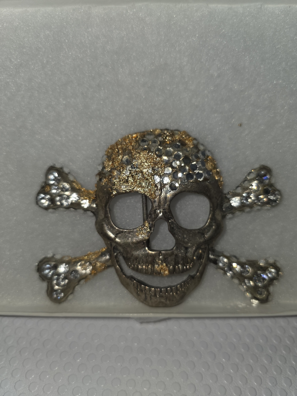 Decorative Skull & Crossbones Accent - Gold and Silver